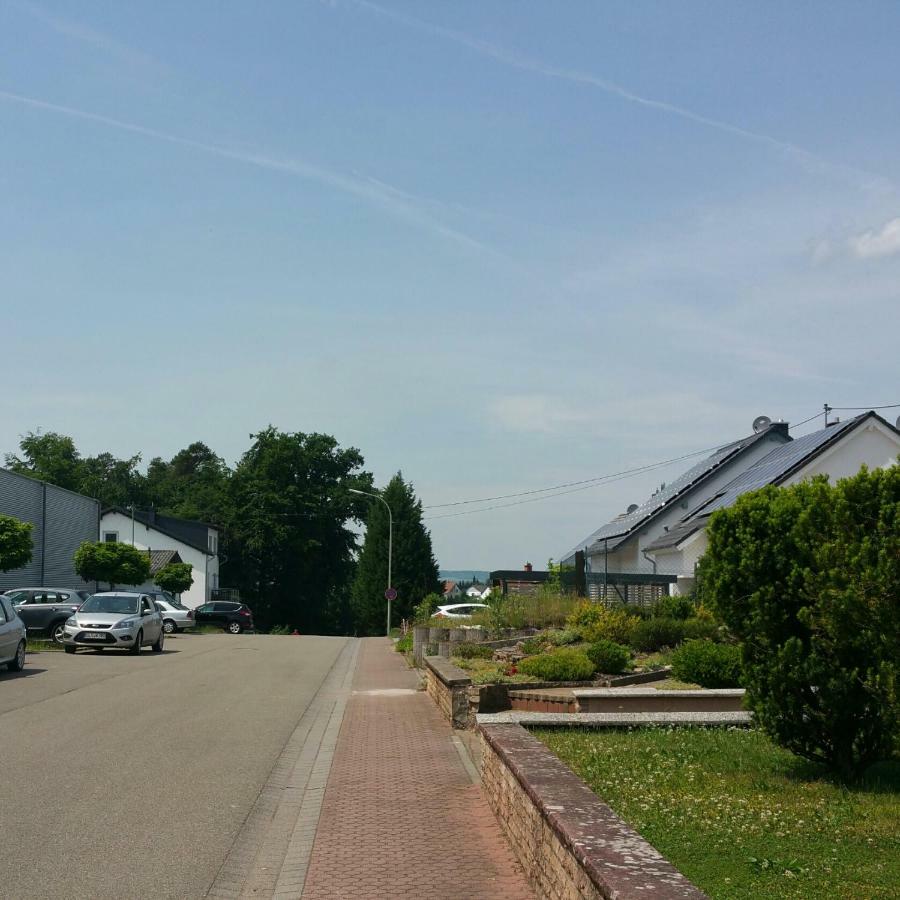 Studio Am Waldrand Wadgassen ภายนอก รูปภาพ